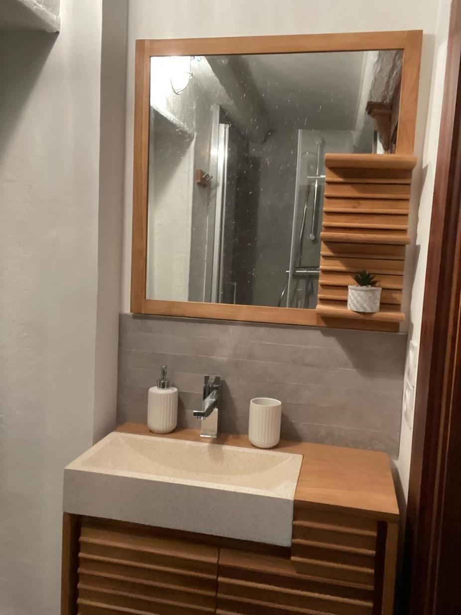 Appartement Plein De Charme - Coeur Vieille Ville Annecy Exterior foto